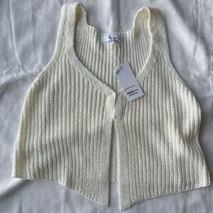 Cream Knit Sleeveless Cardigan Vest